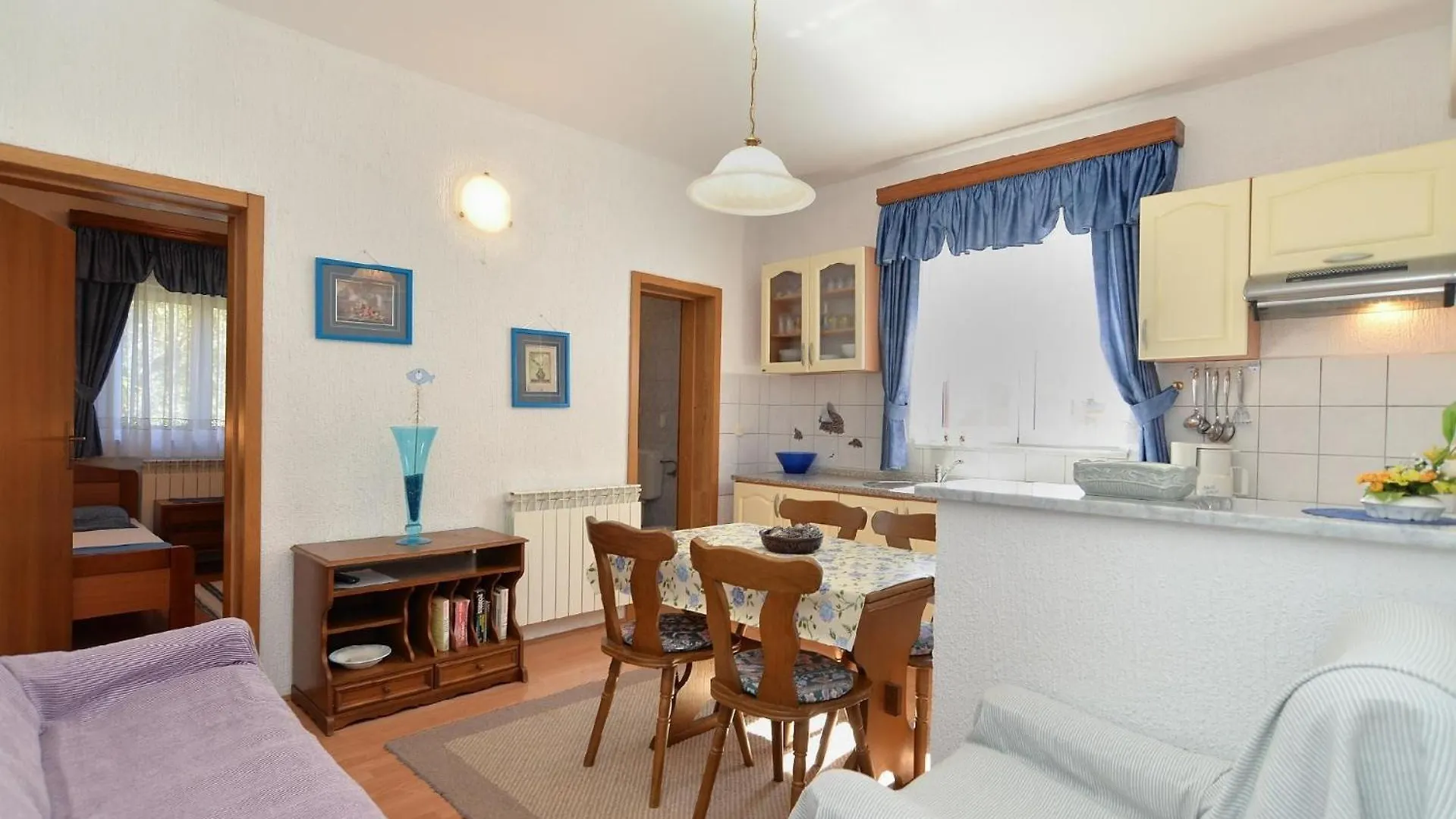 Apartment Ferienwohnung Fuer 4 Personen Ca 55 Qm In Liznjan, Istrien Suedkueste Von Istrien Croatia